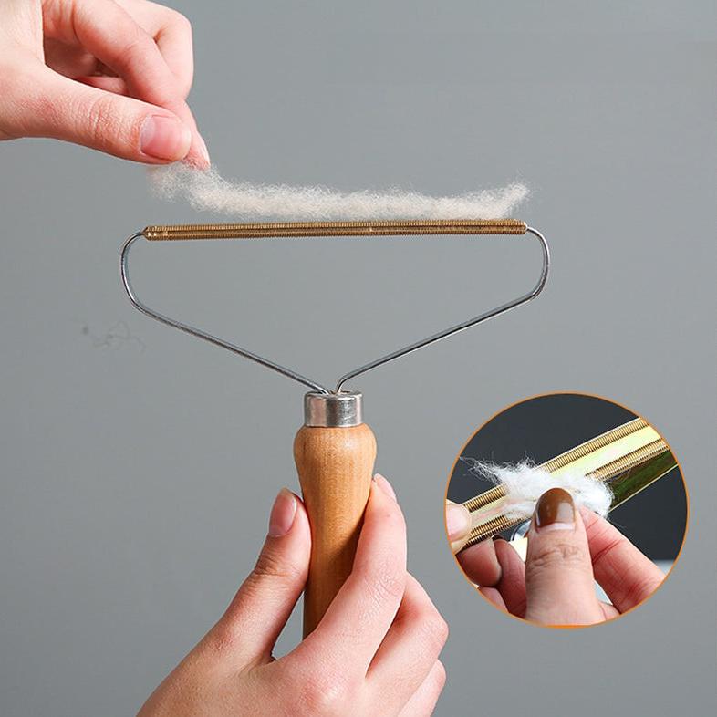 Eliminate pet hair in a single pass
